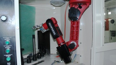 機械手自動噴塗的優點有哪些？看看噴塗設備廠家（jiā）怎麽說