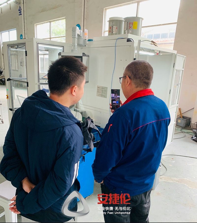 刷（shuā）塗機1