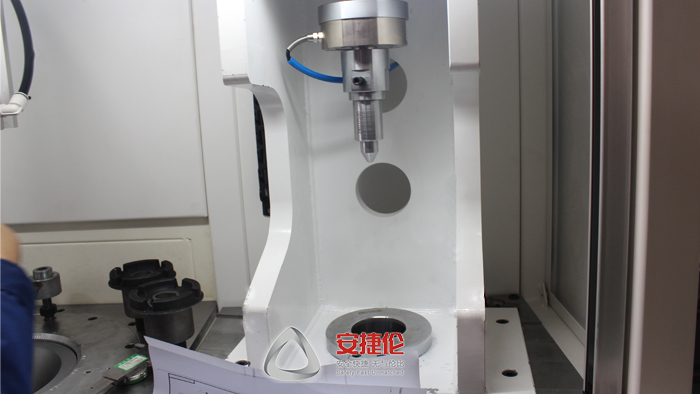 自（zì）動縮徑機7