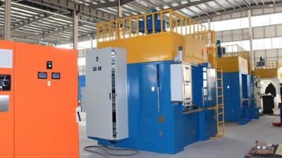 自動噴膠機的易損件需要多久更換（huàn）一次?