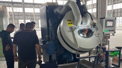 安徽密封（fēng）件客戶 現場驗收自動滾噴機PR90