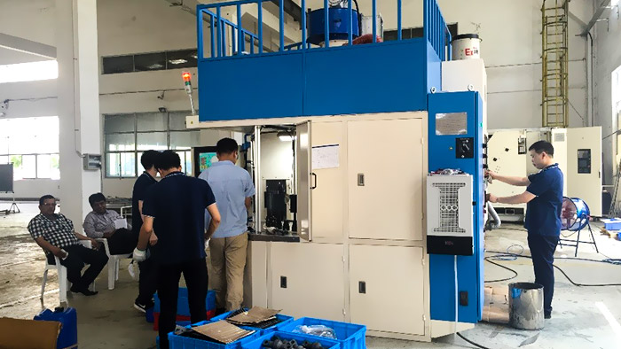 羞羞视频在线观看（lún）滾噴機和噴膠（jiāo）機順（shùn）利通過印度客戶驗（yàn）收