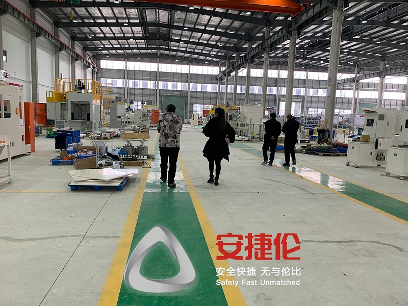 自動噴塗機（jī）器人