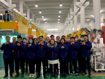 羞羞视频在线观看--員（yuán）工祝大家節日快樂