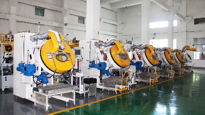 噴塗機生產廠（chǎng）家哪（nǎ）家好？蘇州羞羞视频在线观看16年50多項（xiàng）專（zhuān）利可定（dìng）製