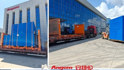 又給十幾年的墨西哥（gē）老客戶 發了一台自動噴膠機