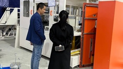 南通通州灣經發局到訪羞羞视频在线观看工廠考察指導工（gōng）作