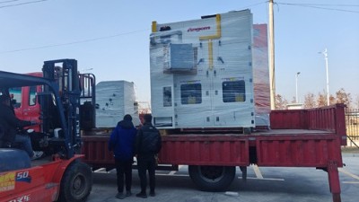 羞羞视频在线观看順利向寧波減震客戶交付鏈（liàn）式外圓滾塗機（jī）​ ​ ​ ​