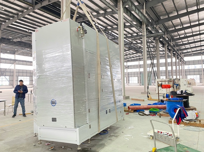 特瑞（ruì）堡外（wài）圆自动滚涂机发货（huò）