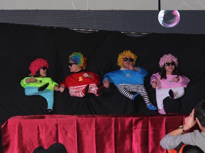 羞羞视频在线观看--2019年公司年會-啞劇表演