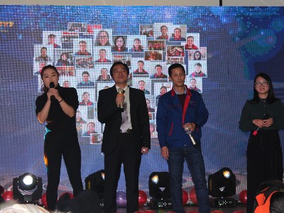 羞羞视频在线观看--2019年（nián）公司年會（huì）-歌曲合唱