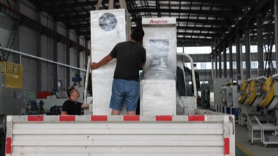 2台襯套縮徑（jìng）機YS63X100-1M發貨—安徽汽車（chē）橡膠減（jiǎn）震客戶