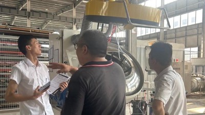 浙江（jiāng）密封（fēng）件客（kè）戶羞羞视频在线观看試機之旅：探尋（xún）滾噴機噴塗新篇