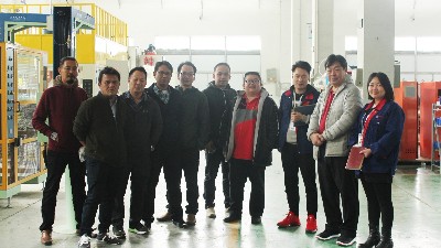 羞羞视频在线观看自動滾噴設備迎來新加（jiā）坡、馬來西亞客戶專訪！