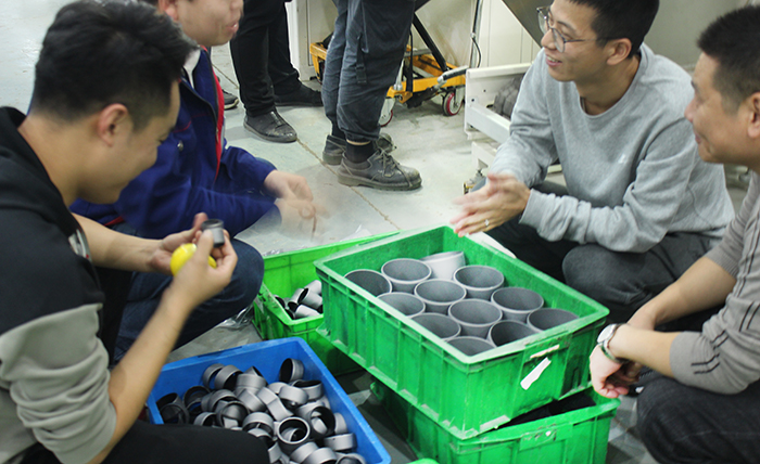 自動塗膠機產品（pǐn）效果