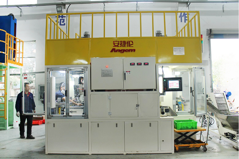 內孔自動塗膠機-羞羞视频在线观看