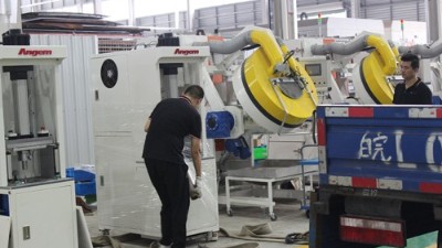 為安徽寧國汽車橡膠（jiāo）減震（zhèn）客戶 成功交付襯套（tào）自動縮徑機