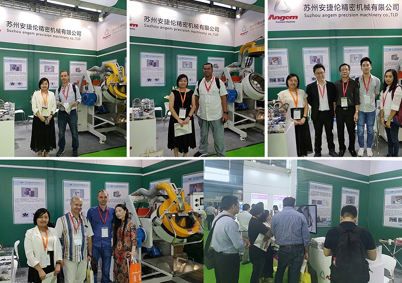 自動滾噴機驚豔亮相中國（guó）橡膠（jiāo）展