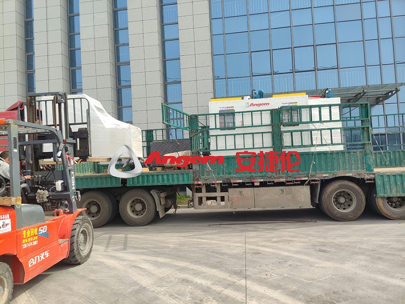 自動塗（tú）膠機4