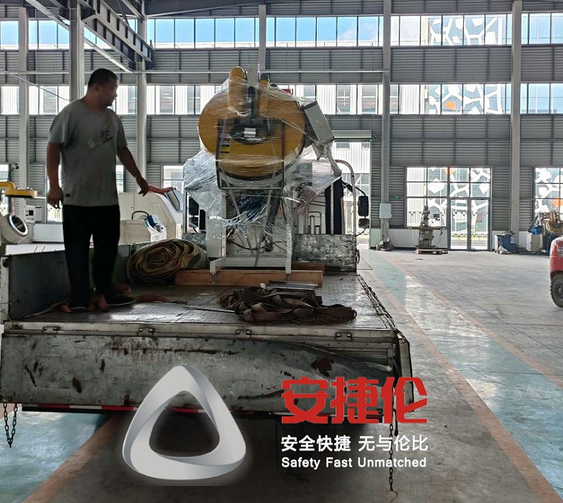 自動滾噴（pēn）機