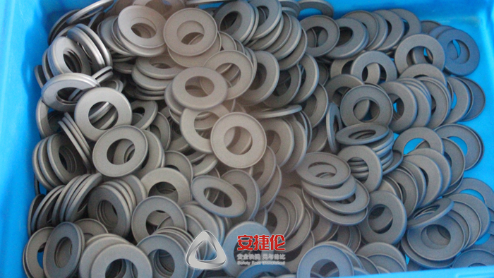 密封件噴塗（tú）設備（bèi）