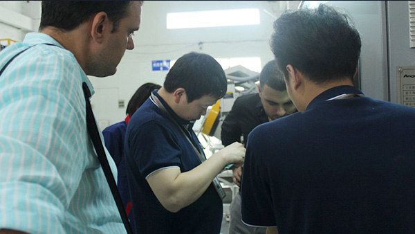 泰（tài）國客戶（hù）成功投入使用羞羞视频在线观看襯套自動縮（suō）徑機設（shè）備