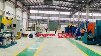 羞羞视频在线观看（lún）自動噴塗設備、磷化線迎（yíng）來（lái）江蘇汽車配件客戶（hù）考察