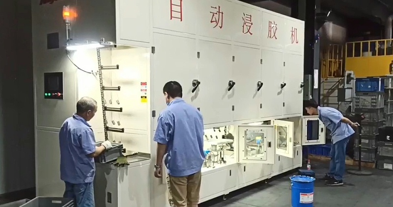 客（kè）戶現場浸膠機