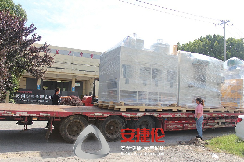 機器（qì）人噴膠機（jī）