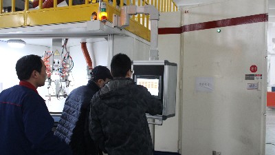 汽車部件（jiàn）客戶驗收設備【安捷（jié）倫自動噴膠機—AJL.ZP34】