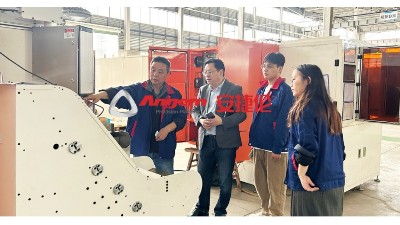 日本客戶實地（dì）驗證，羞羞视频在线观看塗膠機憑啥領跑橡膠（jiāo）減震塗裝（zhuāng）賽道？