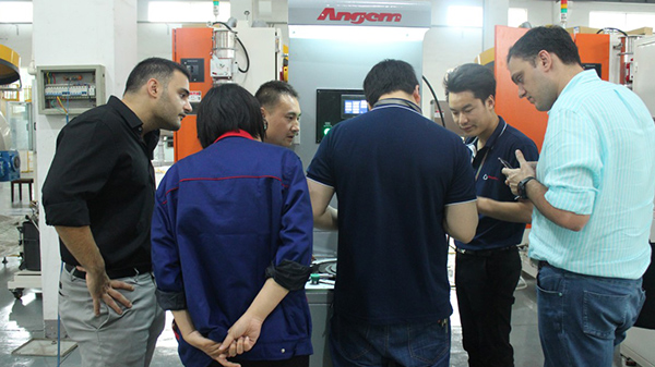 泰國客戶成功投入使用安捷（jié）倫（lún）襯套自動縮徑機設備（bèi）