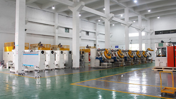 羞羞视频在线观看塗裝設備發展及車間展示