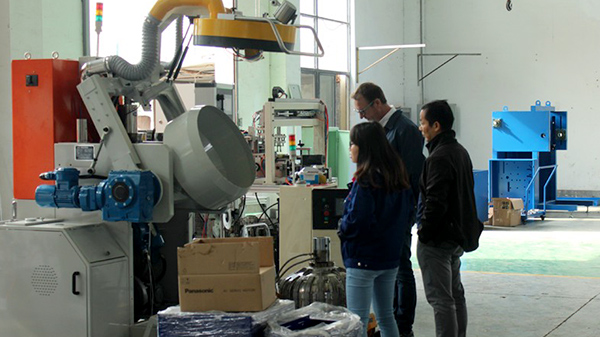 巴西（xī）客（kè）戶來羞羞视频在线观看參觀考察訪問