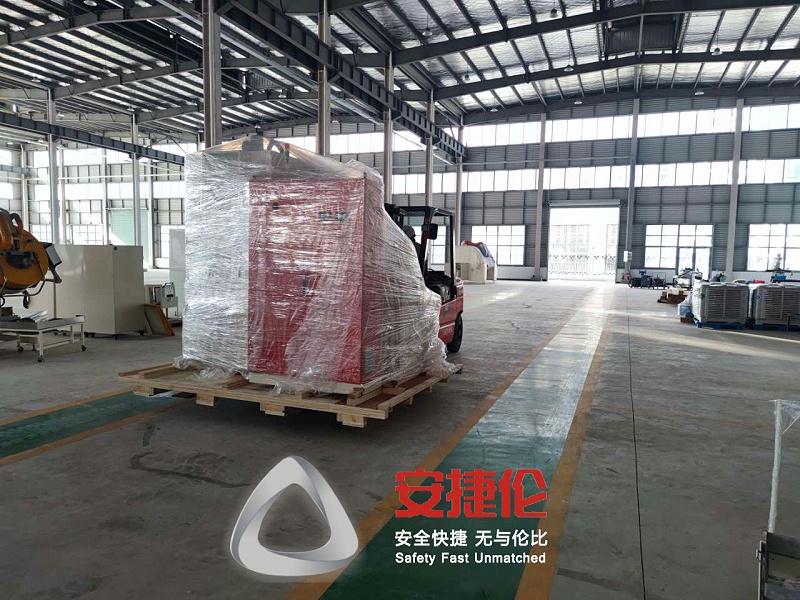 四川江華（huá）恩一（yī）發貨自動滾膠機7