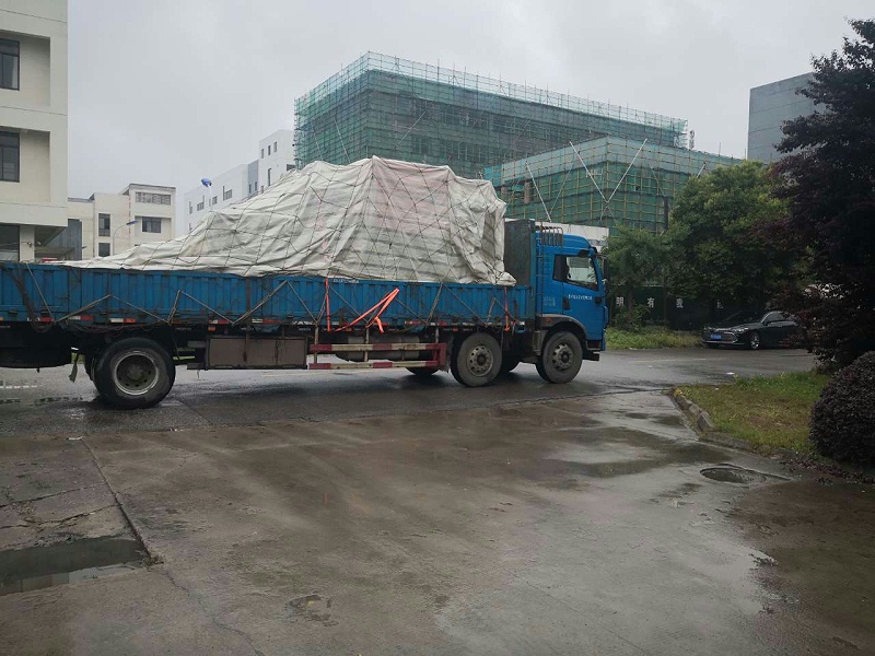 自動塗膠機發貨